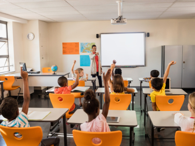 Why Road Crew Safety Training Fails in the Classroom, And How to Keep Their Attention